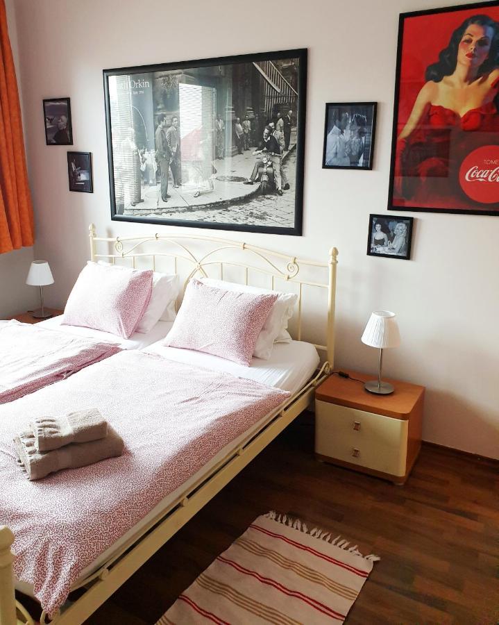Penzion A Restauracia Toldi Galanta Dış mekan fotoğraf